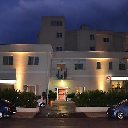 Hotel Palace Gioia Tauro Exterior foto